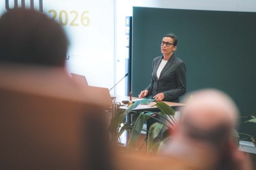 G-Forum Begruessung GesineGrande 04 ST s